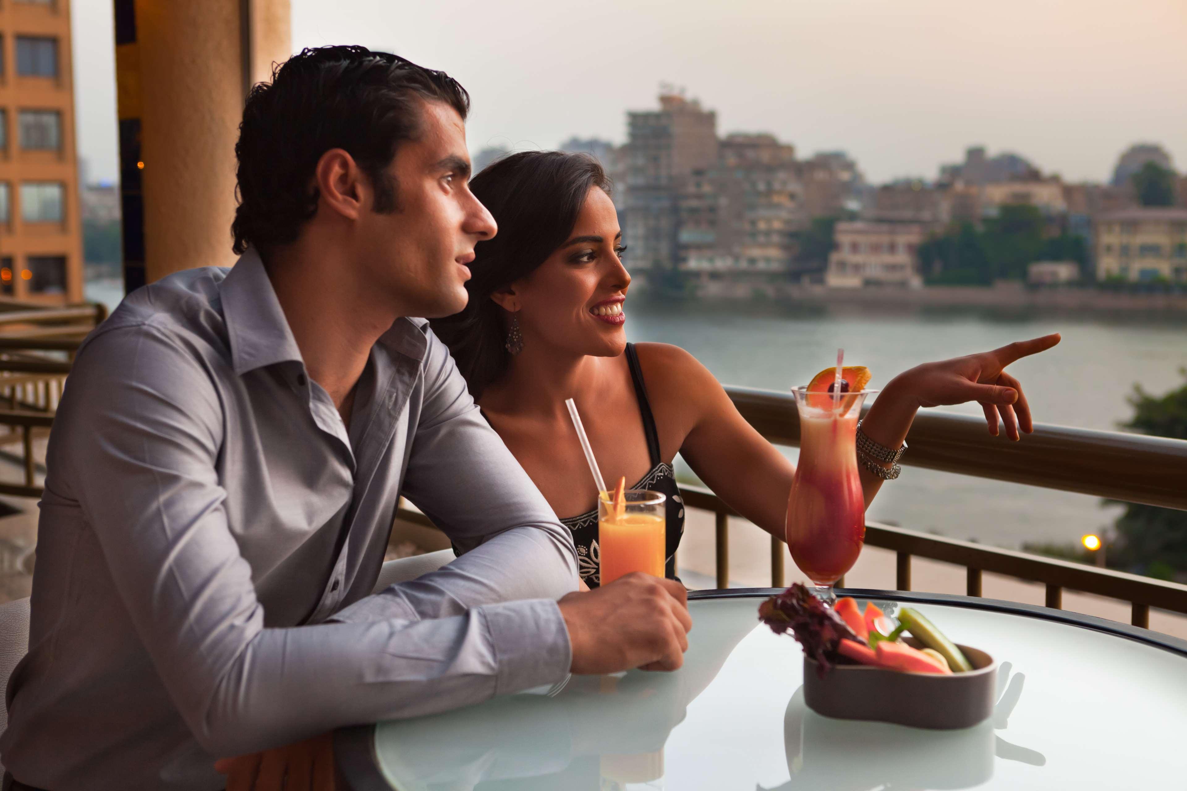 Sofitel Cairo Downtown Nile Hotel Exterior foto The view from the hotel