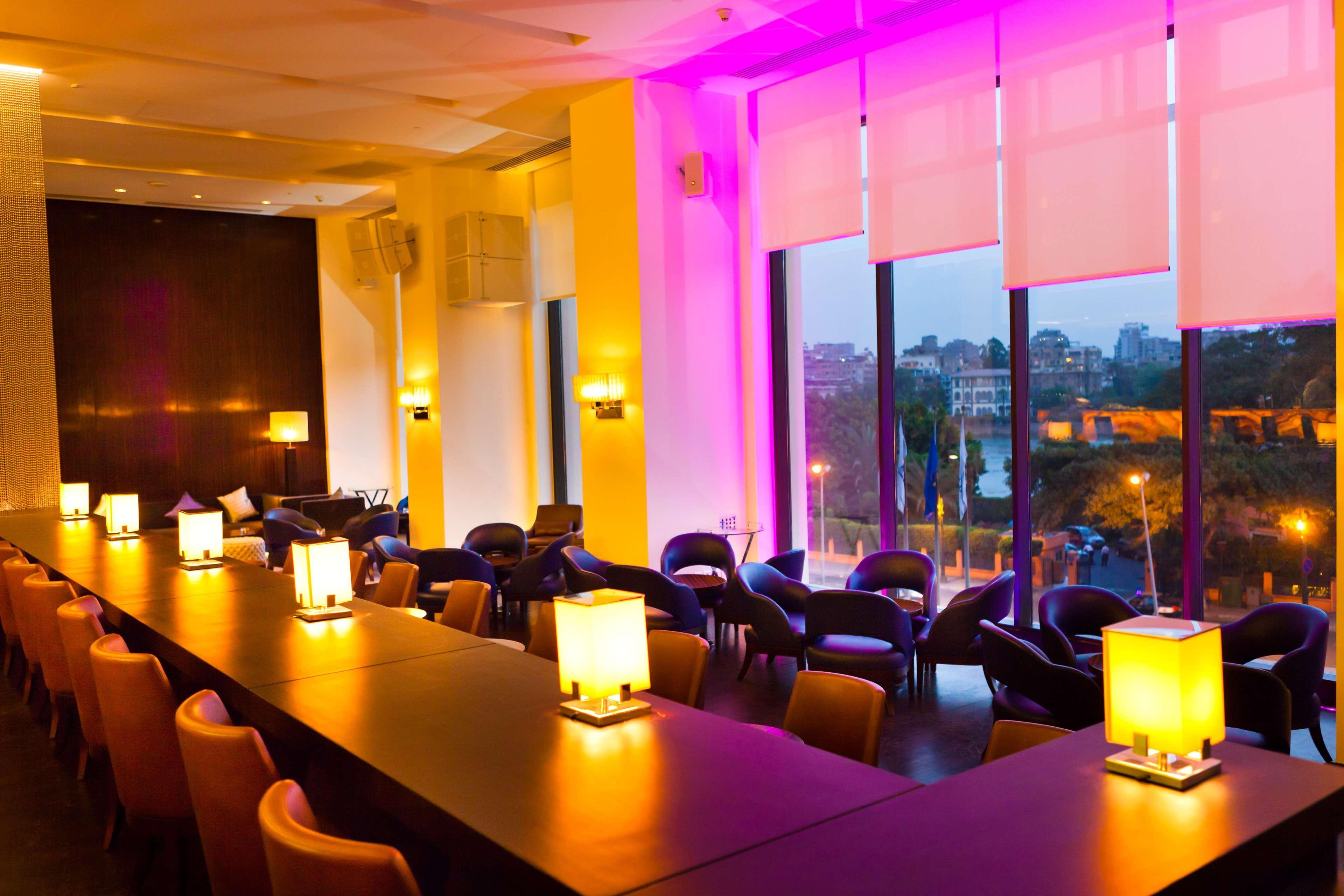 Sofitel Cairo Downtown Nile Hotel Exterior foto The lounge at the airport
