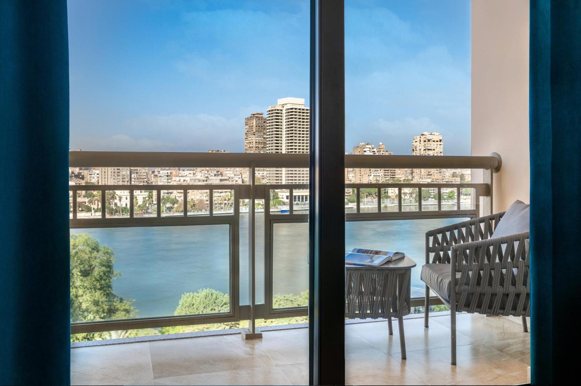 Sofitel Cairo Downtown Nile Hotel Exterior foto View from a suite