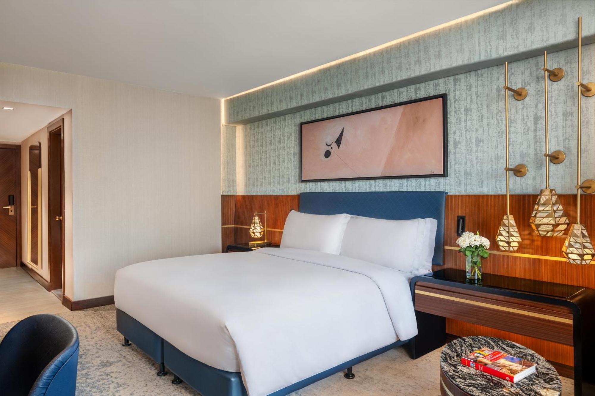 Sofitel Cairo Downtown Nile Hotel Exterior foto A bedroom at the hotel